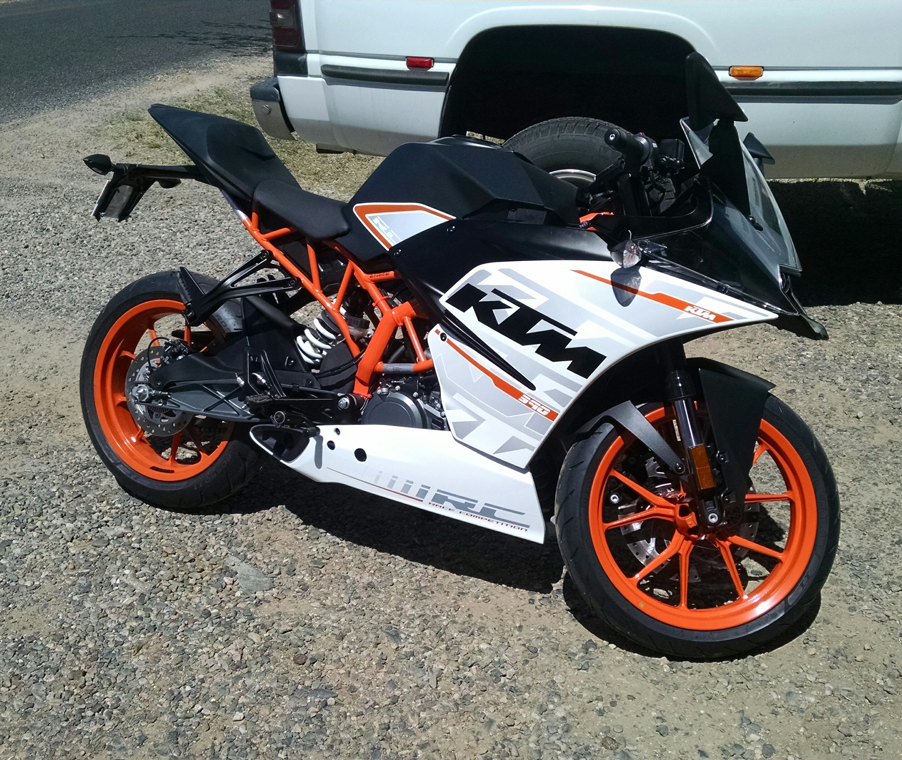RC 390